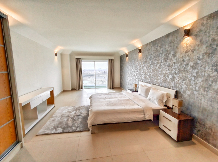 UNDER 5 STAR HOTEL MANAGMENT GREAT SERVICE | WIFI