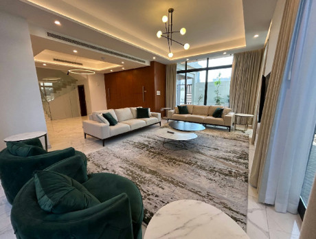 LUXURY VILLA + MAID ROOM | PRIVATE BEACH ACCESS