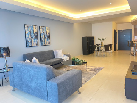 LUXURY DESIGN VILLA + MAID ROOM | PRIVATE BEACH ACCESS 